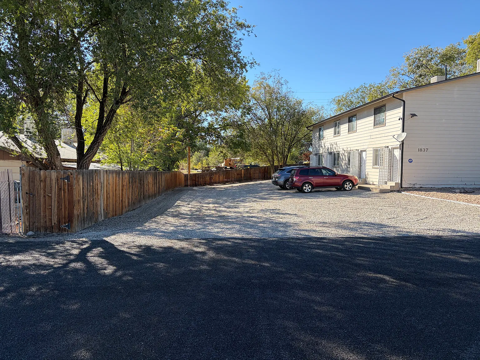 2 bed, 1.5 bath, 900 sqft, $1,475 — Photo 1