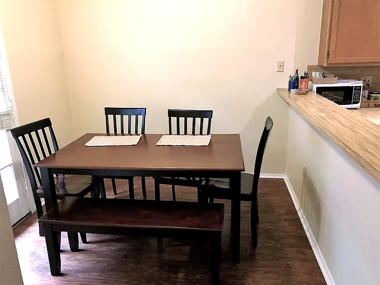 The big dining table with six seating spaces is good for the project work in addition to enjoying meals.
