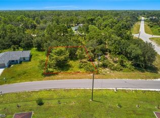 1897 Weldon Ave, Lehigh Acres, FL 33972