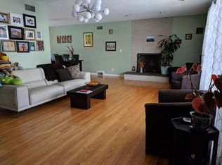 10 John Poulter Rd, Lexington, MA 02421