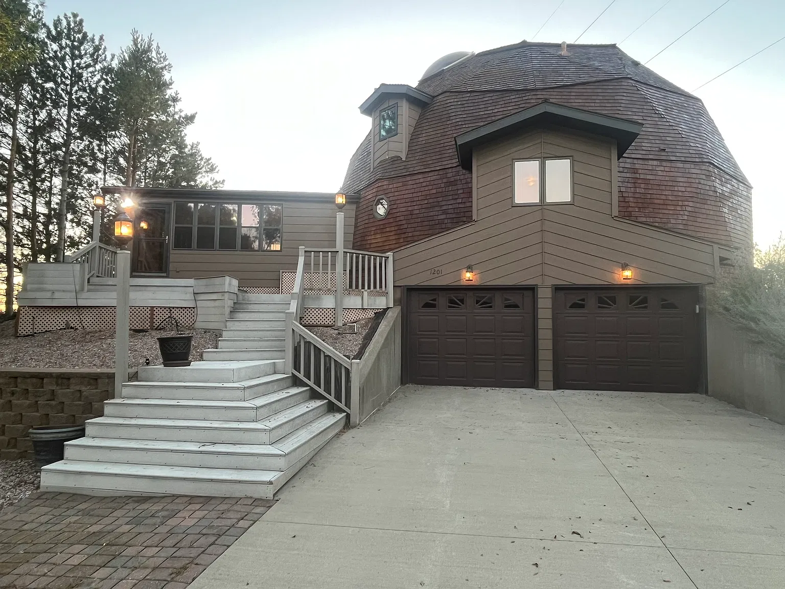 3 bed, 2.5 bath, 3700 sqft, $3,550 — Photo 1