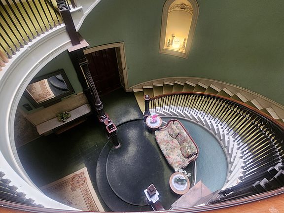 3rd image of 231 Commonwealth Ave #2-R
