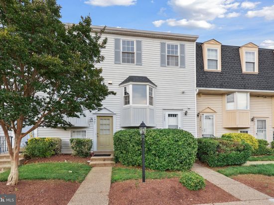 7923 Brighton Way, Manassas, VA 20109