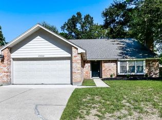 25302 Hollybush Ln, Spring, TX 77373