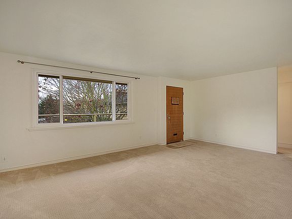 5th image of 4723 Terrace Dr NE #4723