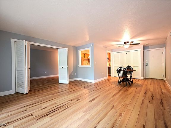 3rd image of 800 Brick Mill Run APT 203
