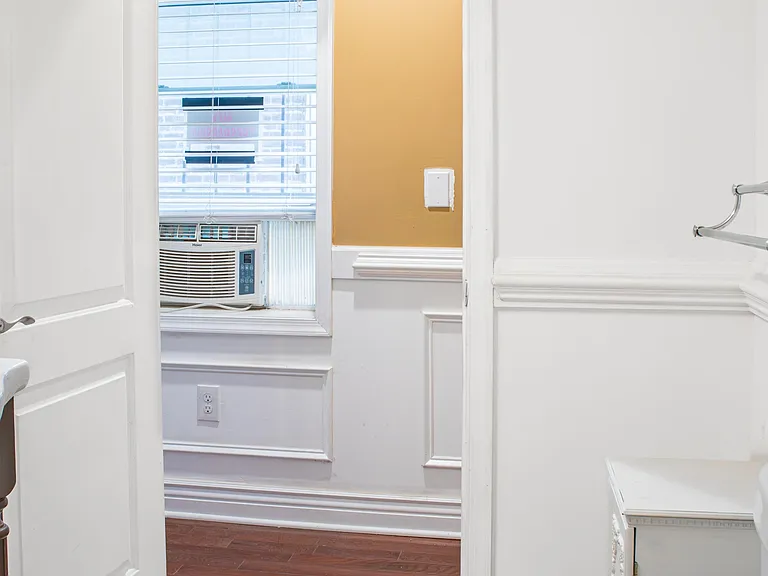 265 S 9th St #1 — Photo 19