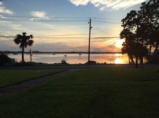 215 Riverside Dr, Cocoa, FL 32922