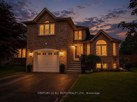 3rd image of 30 McAvoy Dr