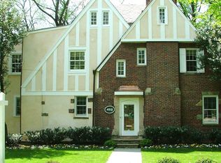 4512 Cathedral Ave NW, Washington, DC