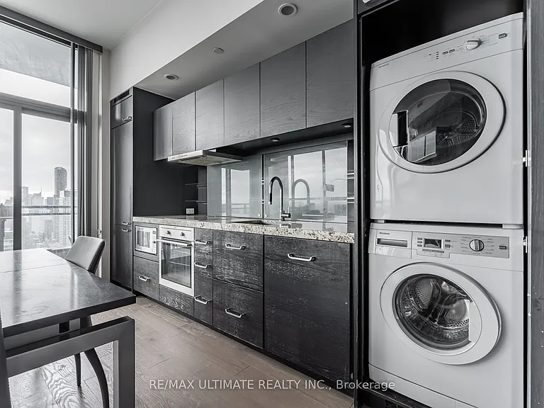45 Charles St E #5115 — Photo 15