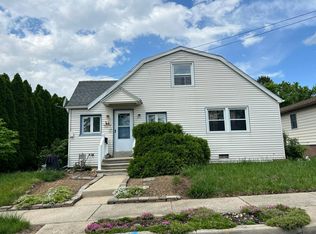 1501 Queen St, Laureldale, PA 19605