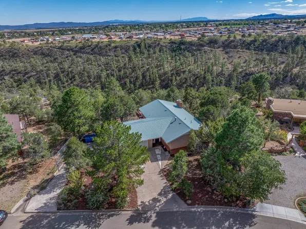 75 Obsidian Loop, Los Alamos, NM 87544