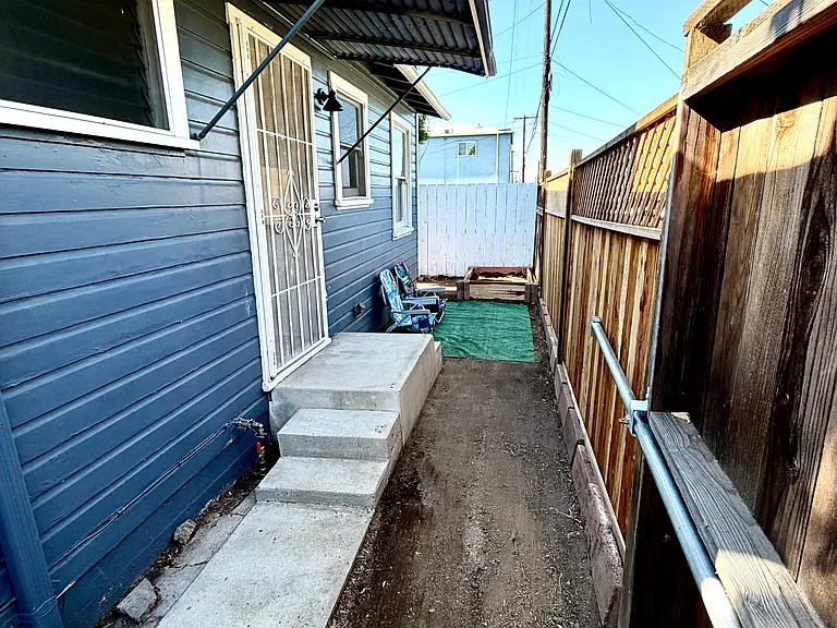 3655 37th St — Photo 9