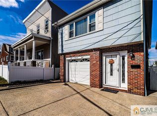 308 Jeffries St, Perth Amboy, NJ 08861