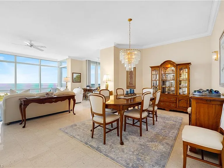 7515 Pelican Bay Blvd #Penthouse D — Photo 11