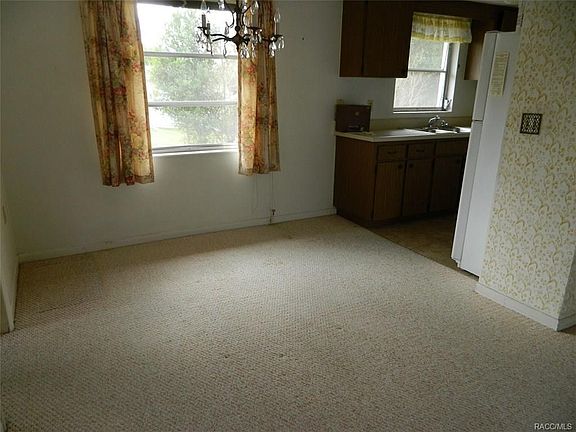5th image of 16 E Murray St