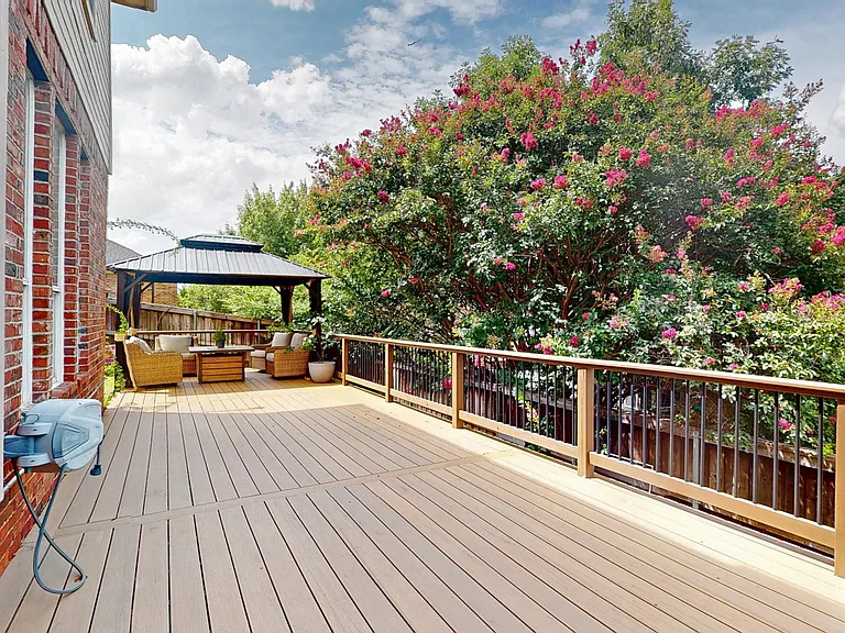 3200 Hilltop Ct — Photo 35