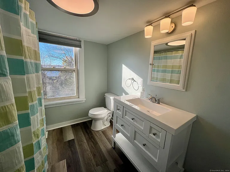 8 Burgeville Ct — Photo 11