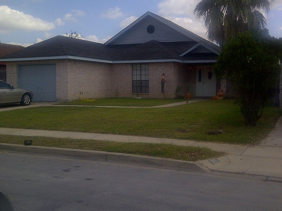 1st image of 305 Windwood Way