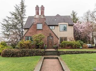 24 Eton Pl, Glen Rock, NJ 07452