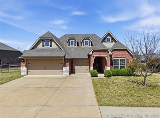 9285 E 133rd St S, Bixby, OK 74008