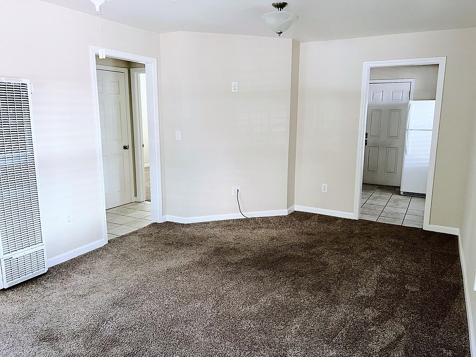 Living Room Facing Kitchen
