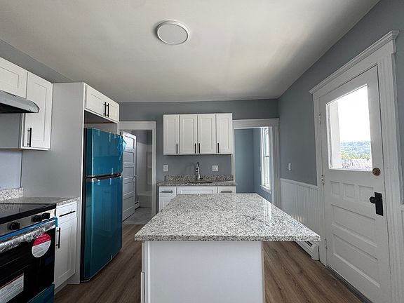 3rd image of 509 S Main St #2