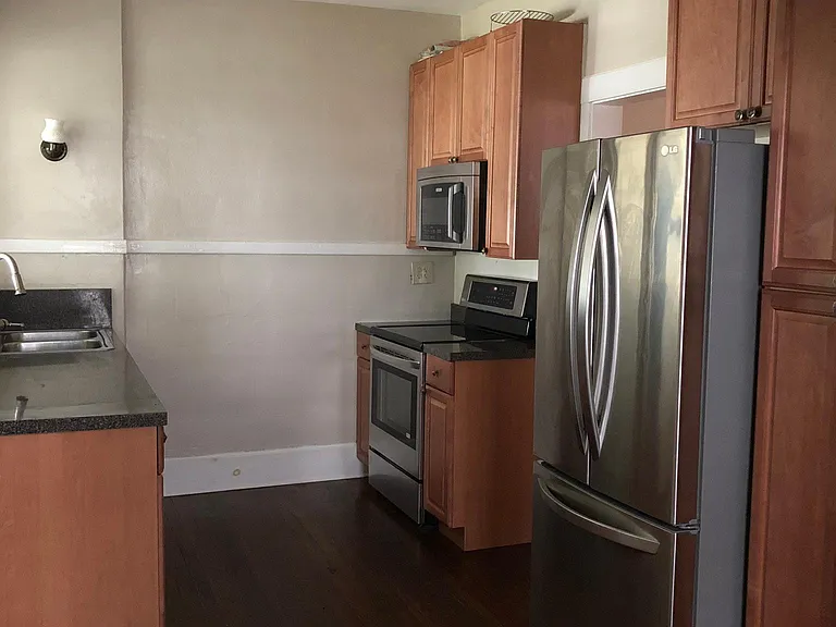 2503 Longview Ave SW — Photo 8