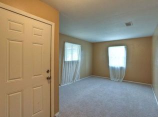 907 W Temple St, Houston, TX 77009