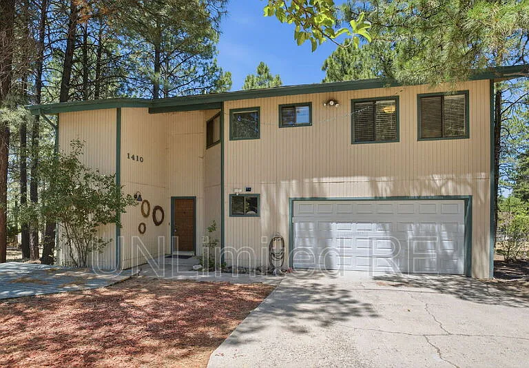 1410 N Inverrary Way — Photo 2