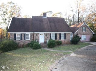 1903 Ridgewood Dr, West Point, GA 31833