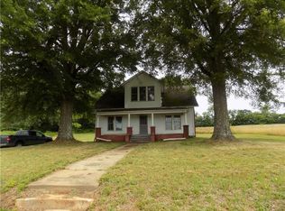 1584 State Highway 90, Taylorsville, NC 28681