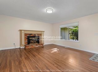 10100 SW 52nd Ave, Portland, OR 97219