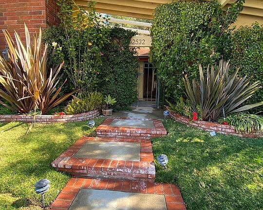 2nd image of 2532 La Condesa Dr
