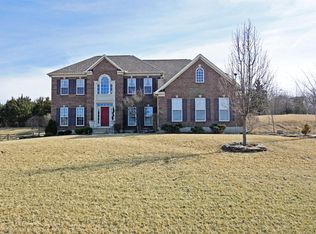 1721 Cedar Trace Dr, Lebanon, OH 45036