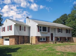 922 Sheila Dr, Glen Burnie, MD 21061