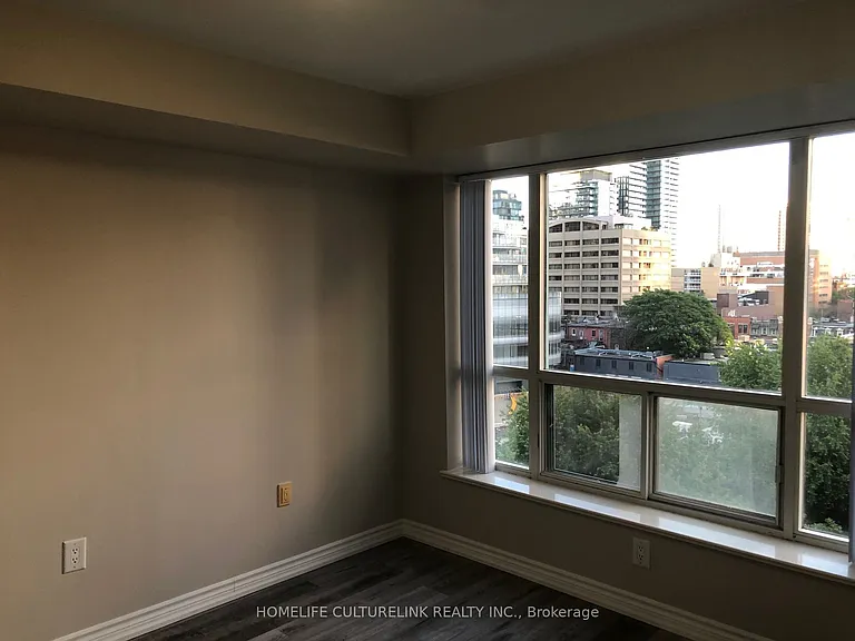 889 Bay St #801 — Photo 9