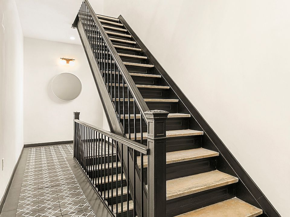 1st image of 32-30 41st St #3D