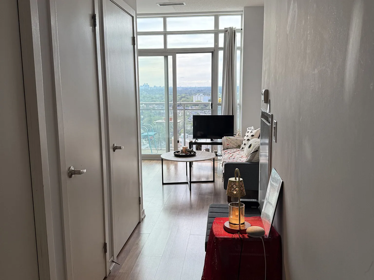 1 bed, $2,100 — Photo 4