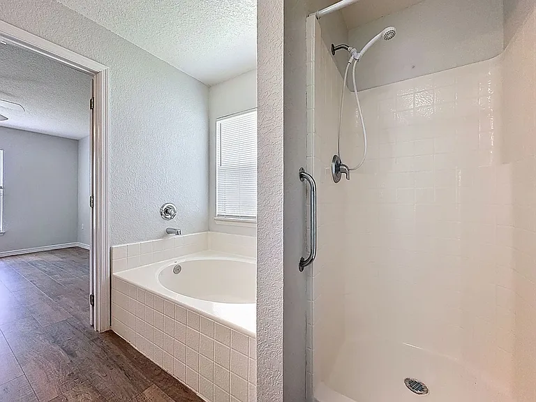 424 Danube Way — Photo 26