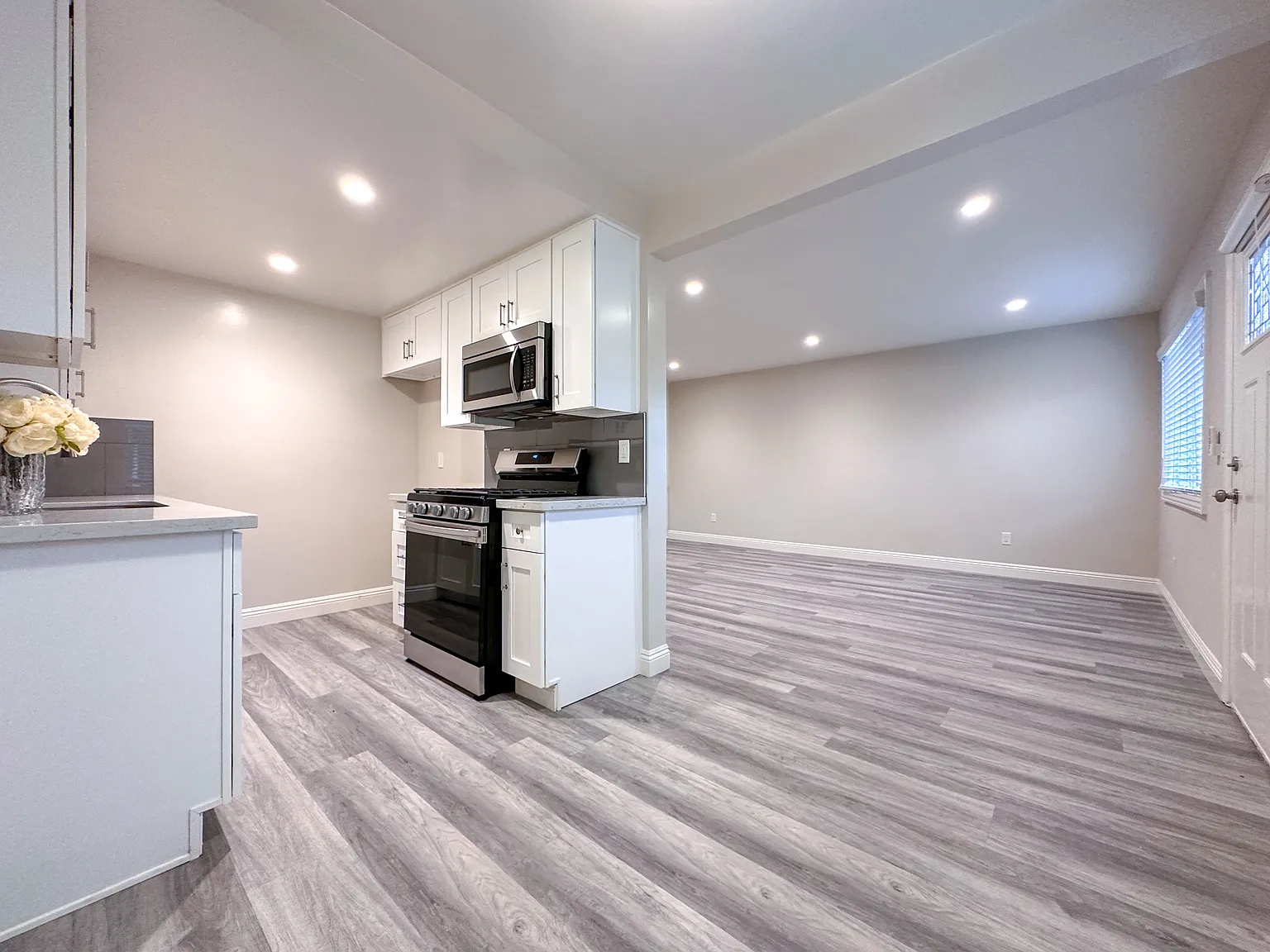 2 bed, $2,499 — Photo 4