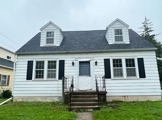 2641 Eddy St, Saginaw, MI 48604