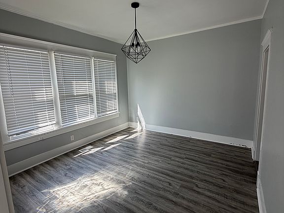 4th image of 2941 Georgia St