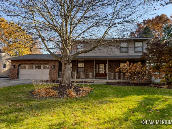 17258 Benjamin Ave, Spring Lake, MI 49456