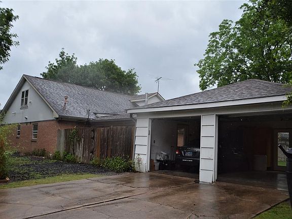 3rd image of 5402 Queensloch Dr