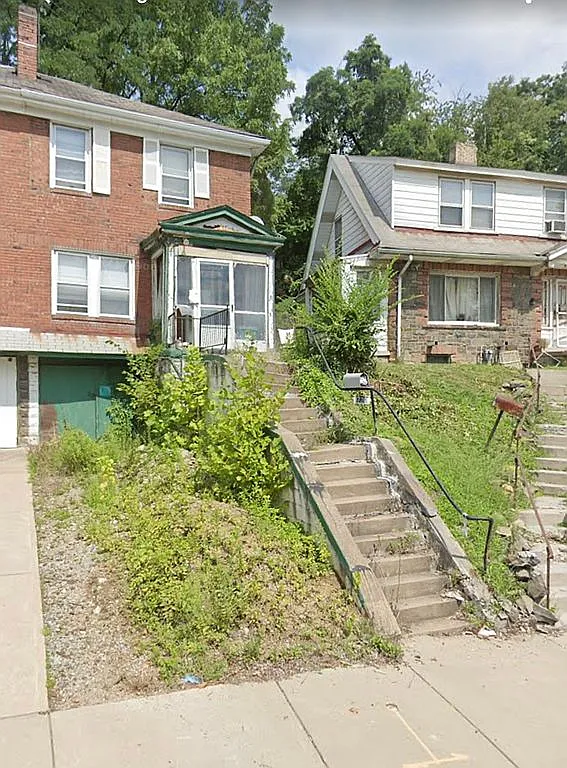730 Princeton Blvd photo 1