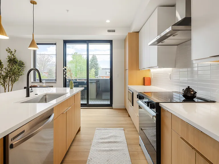 3825 W 38th Ave #5 — Photo 3