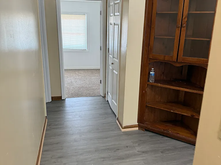 149 Playter St #1 — Photo 21