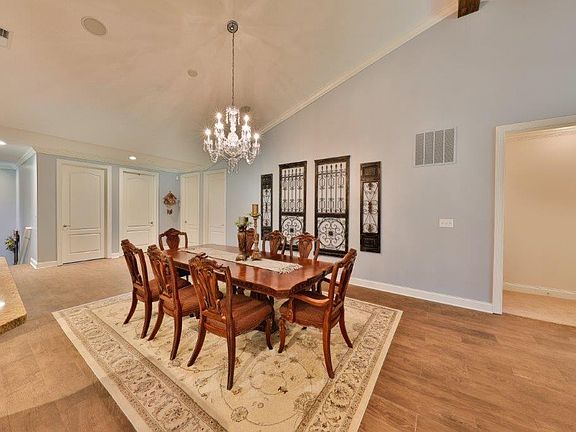 5th image of 10688 Eldorado Cir #1-201